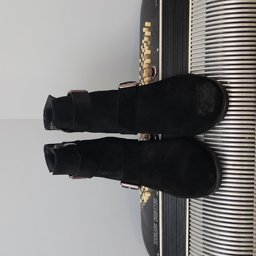 AMAZING JOURNEE BLACK SUEDE INSIDE ZIP ANKLE BOOTS SIZE 6.5 - Picture 2 of 7